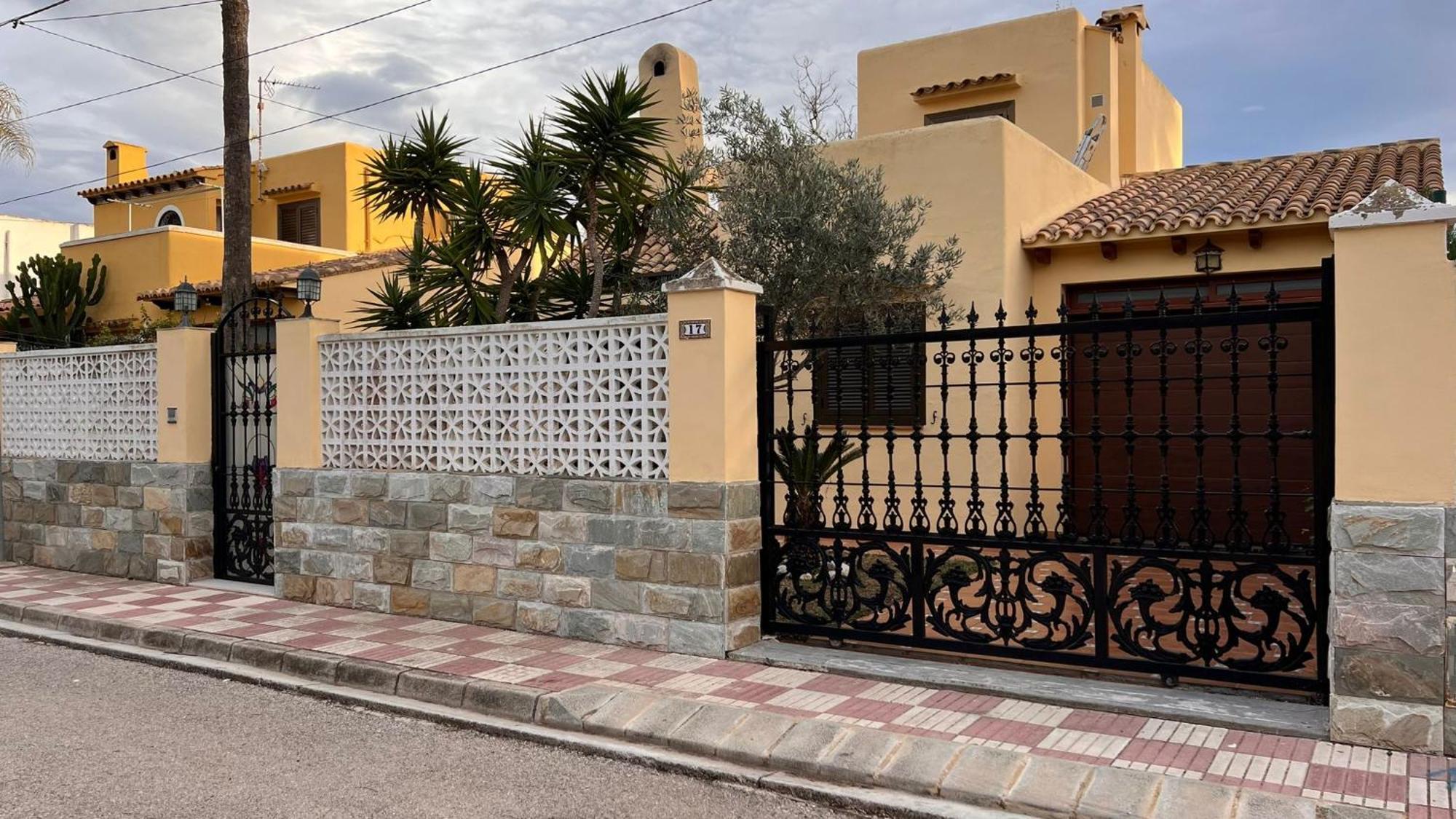 Precioso Chalet En La Playa De Tavernes De La Valldigna Kültér fotó